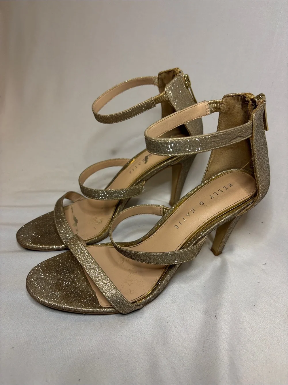 Kelly & Katie Leffli Sandal Gold Glitter Heel Size 7.5